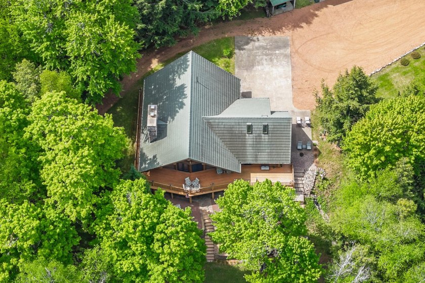 Squirrel Lake Lodge - A truly one-of-a-kind estate on highly - photo 45