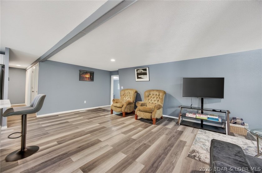Some homes ask for your time before you can enjoy them. This one - photo 15