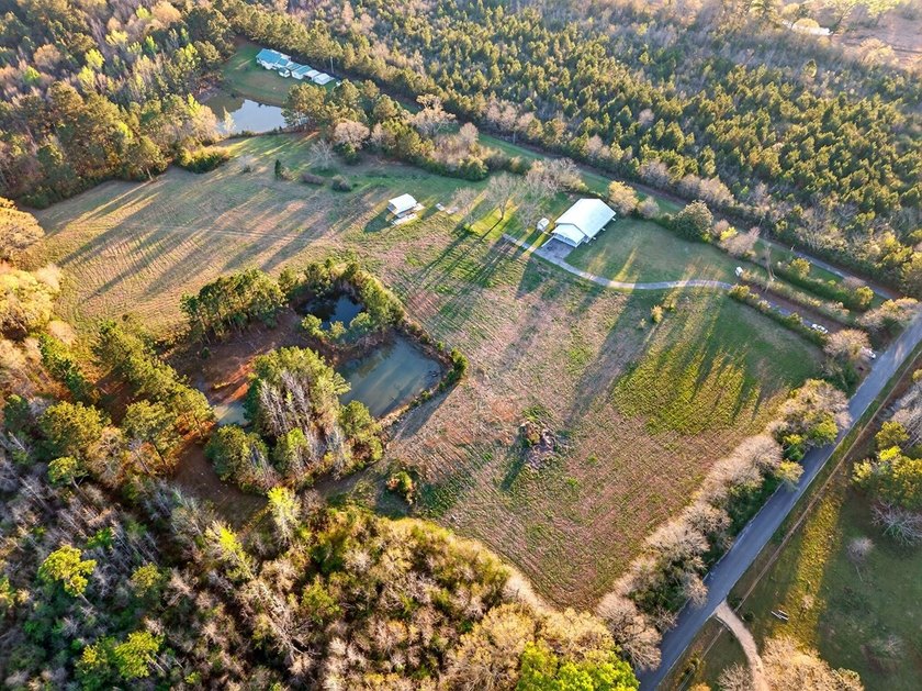 Welcome to your private country retreat on 26 beautiful acres! - photo 26