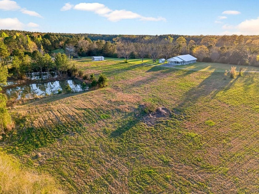 Welcome to your private country retreat on 26 beautiful acres! - photo 27