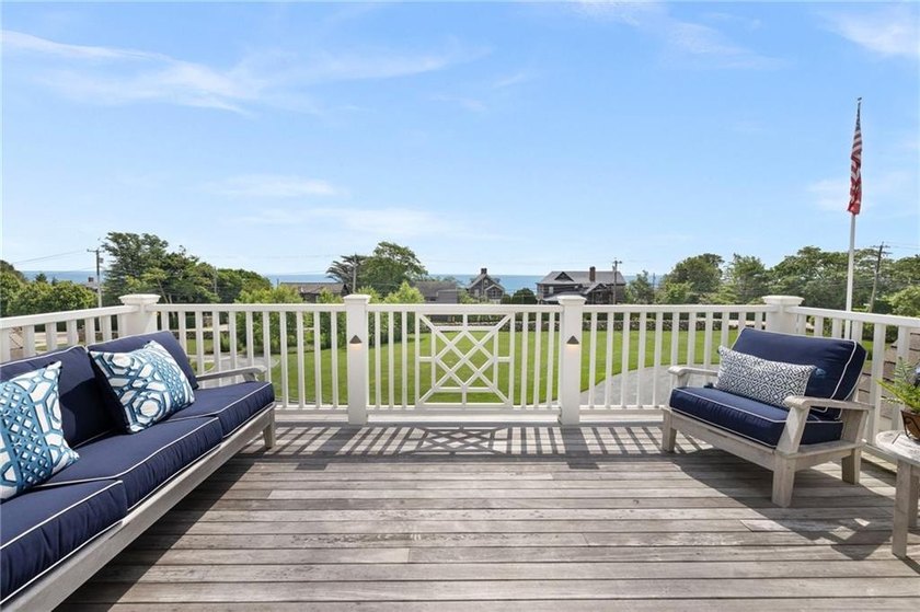 Welcome to an extraordinary custom-built coastal estate nestled - photo 30