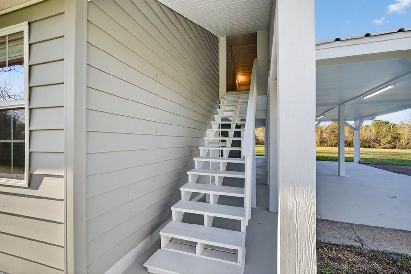 Welcome to your private country retreat on 26 beautiful acres! - photo 43