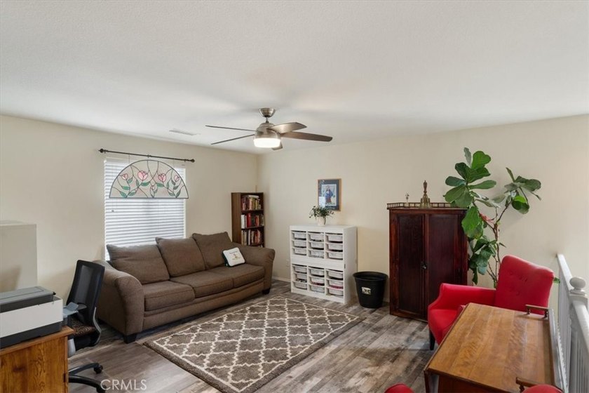 Immaculate Chapman Heights Home! This lovely home has been - photo 17