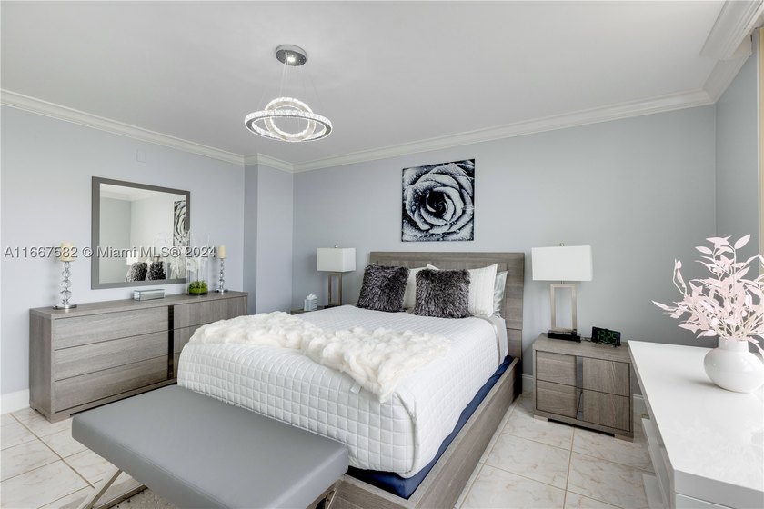Welcome to your dream apartment in Aventura! This stunning - photo 27