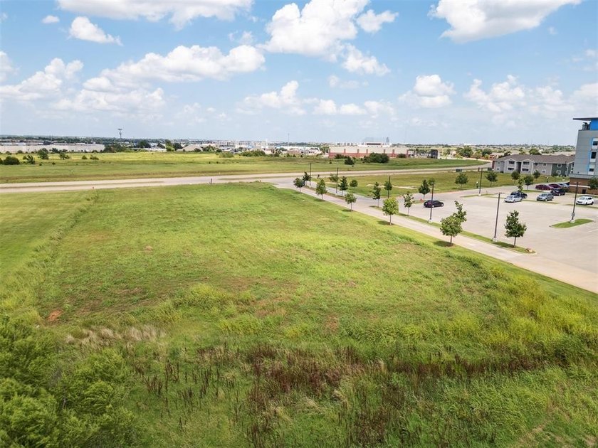 Vacant Lot - Zoned C-3 - Located to the North of the Drive into - photo 11