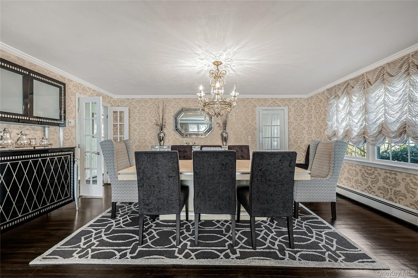 Center hall colonial with 4 bedrooms and 2.5 baths measuring - photo 4