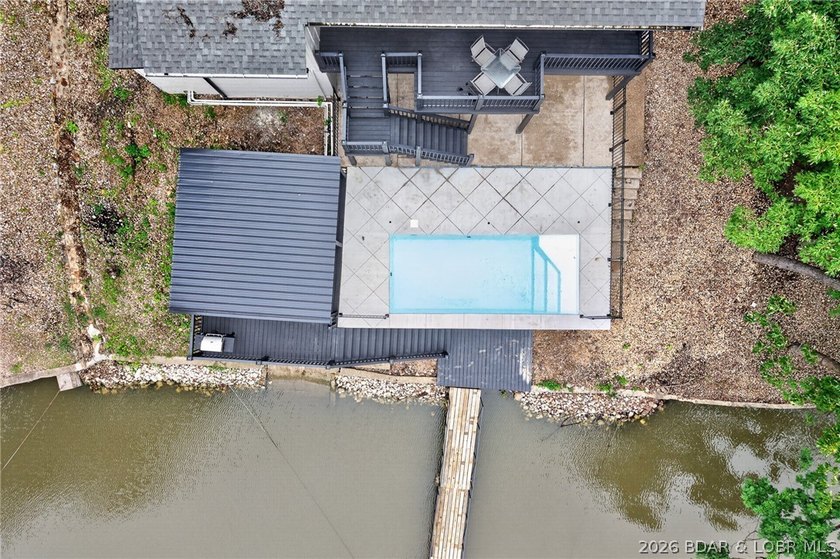LAKE LIVING AT ITS FINEST! Spectacularly remodeled waterfront - photo 15