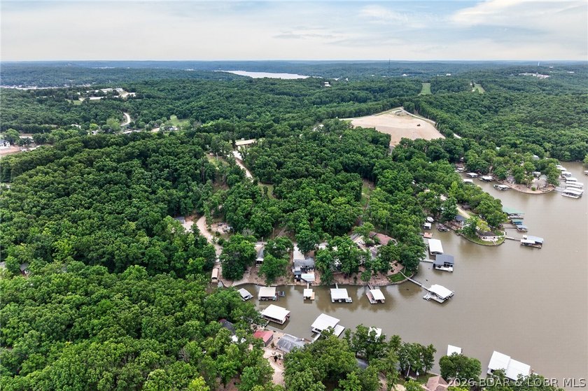 LAKE LIVING AT ITS FINEST! Spectacularly remodeled waterfront - photo 21