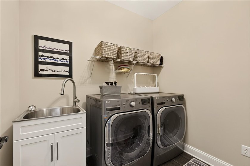 Welcome to this stunning Pride Mark built end-unit at Arbor - photo 39