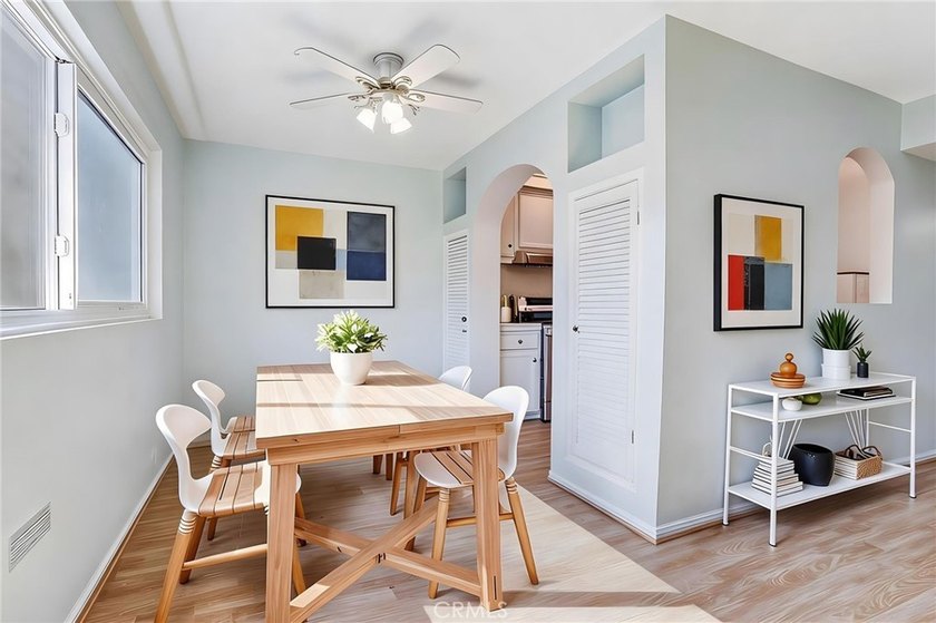 Experience true coastal living in this beautiful two-bedroom - photo 3