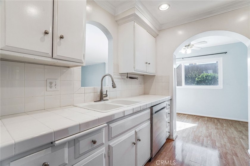 Experience true coastal living in this beautiful two-bedroom - photo 10