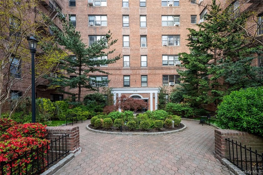 Apartment 2B at The Hamilton puts you in one of Forest Hills' - photo 12