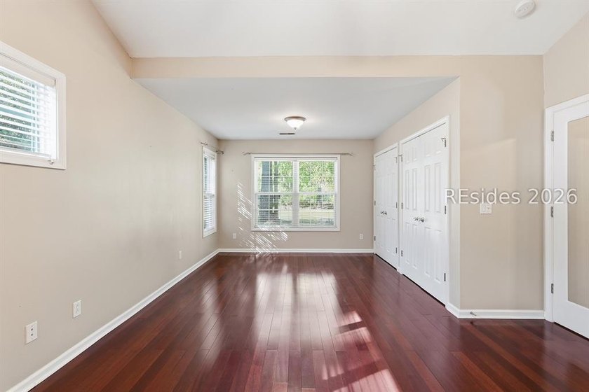 Enjoy peaceful lagoon views and an open-concept home, ideally - photo 14