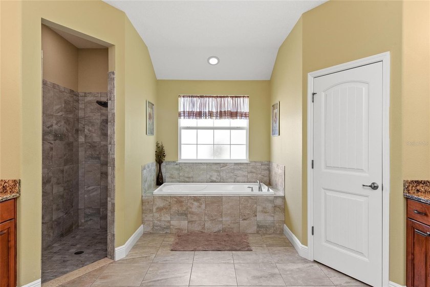 THE MONTVERDE RESERVE // Welcome to 14820 Borromini Street in - photo 18