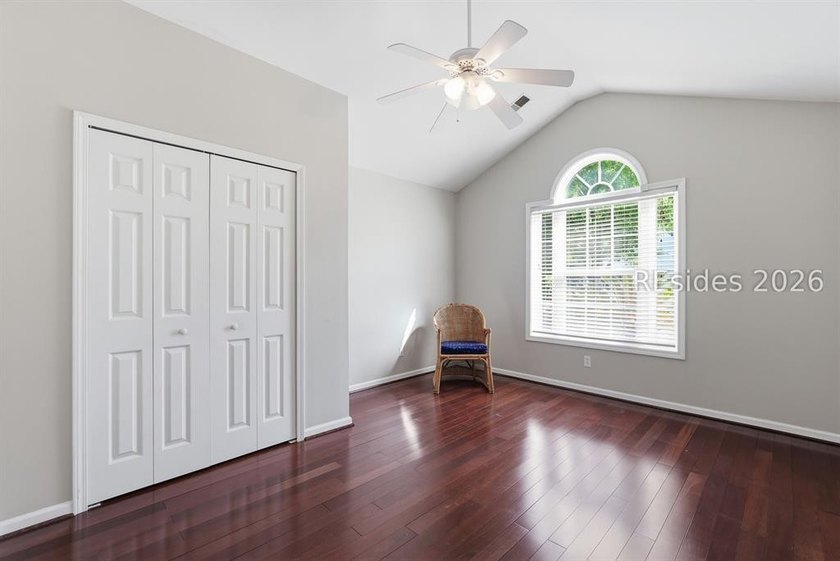 Enjoy peaceful lagoon views and an open-concept home, ideally - photo 22