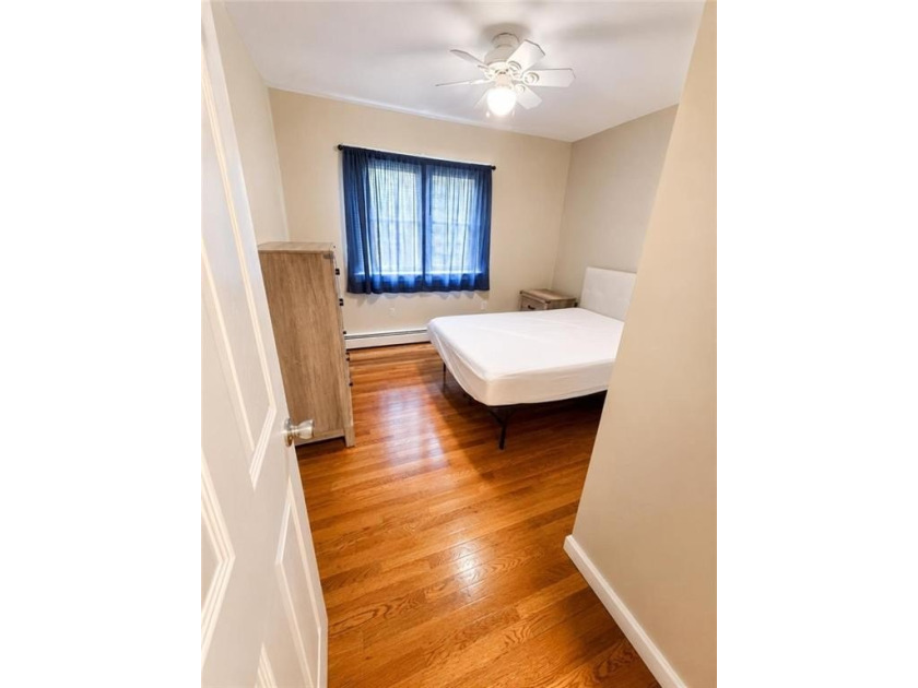 This attractive contemporary raised ranch in popular Eastward - photo 12