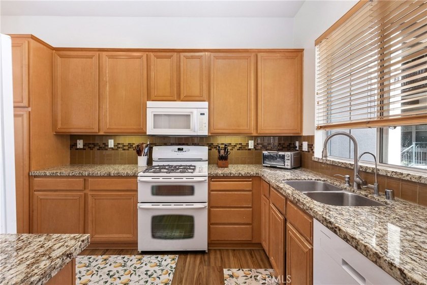 Welcome to this beautifully updated, move-in ready townhouse - photo 13