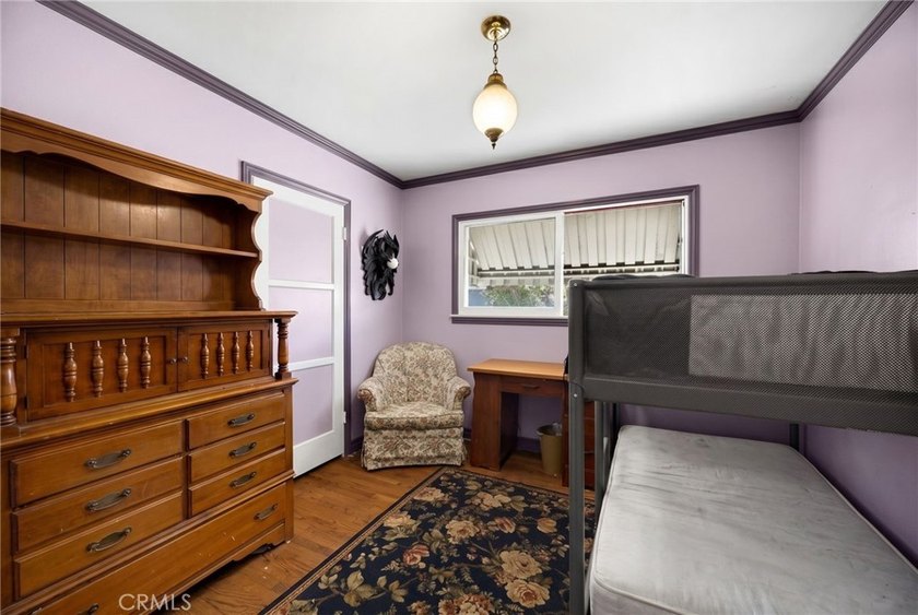 SINGLE-STORY, CORNER LOT home located in a quiet neighborhood in - photo 21