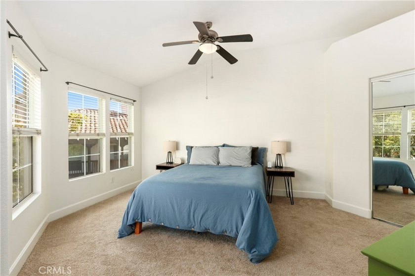 Welcome to this beautifully updated, move-in ready townhouse - photo 22