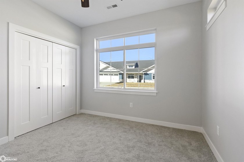 Welcome to Your Dream Home! Discover effortless luxury in this - photo 24