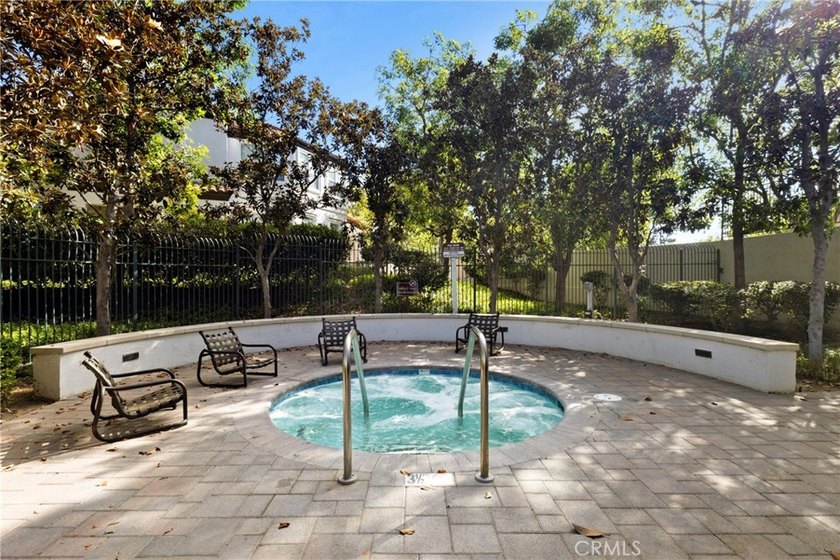 Welcome to this beautifully updated, move-in ready townhouse - photo 45