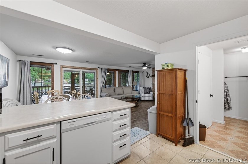 If you have been searching for an affordable lakefront getaway - photo 21