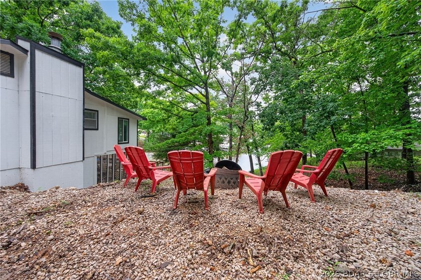 If you have been searching for an affordable lakefront getaway - photo 40