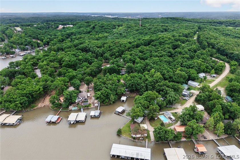 If you have been searching for an affordable lakefront getaway - photo 42