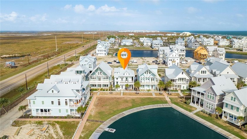 A REMARKABLE LAKESIDE RETREAT IN THE HEART OF CINNAMON SHORE - photo 6