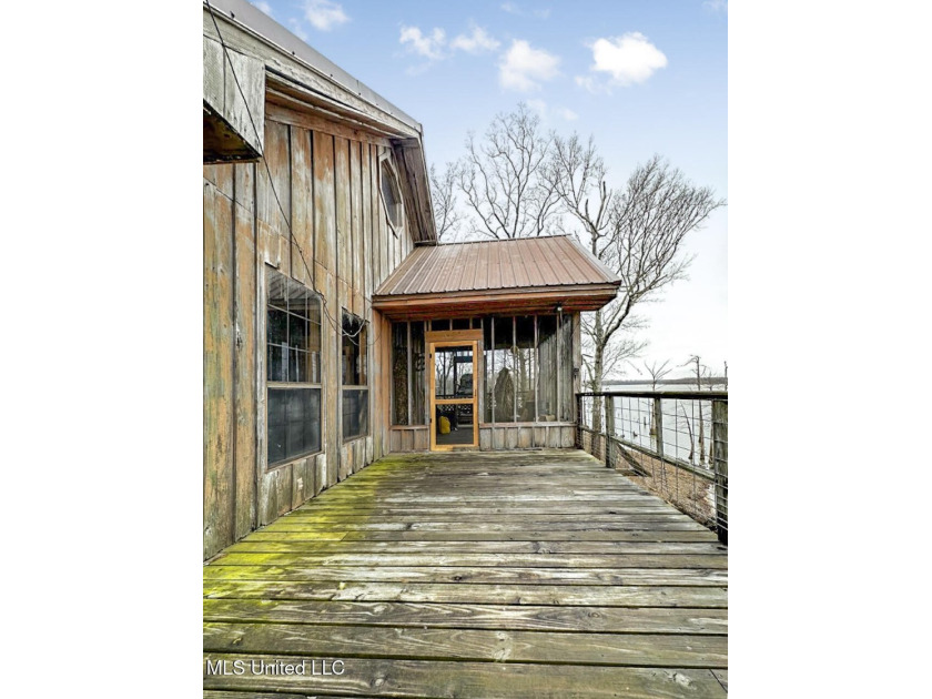 Welcome to lake life at 2067 Pecan Grove Road in Woodville - photo 12
