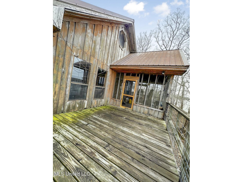 Welcome to lake life at 2067 Pecan Grove Road in Woodville - photo 13