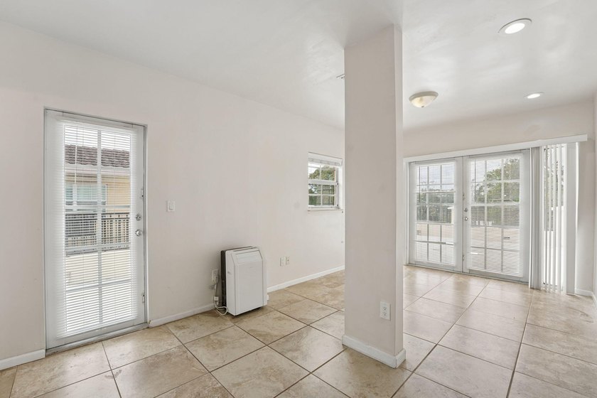 Welcome to your stunning home in the highly coveted Tarpon River - photo 28