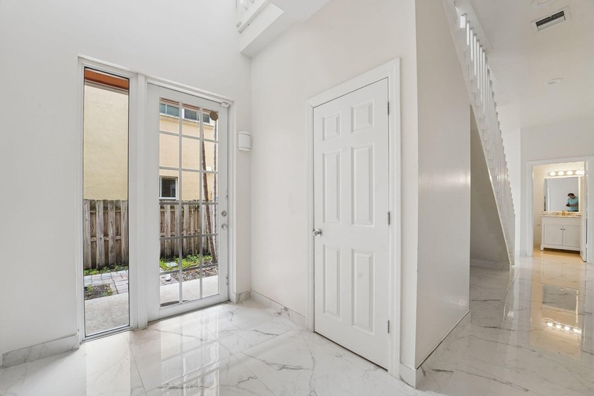 Welcome to your stunning home in the highly coveted Tarpon River - photo 29
