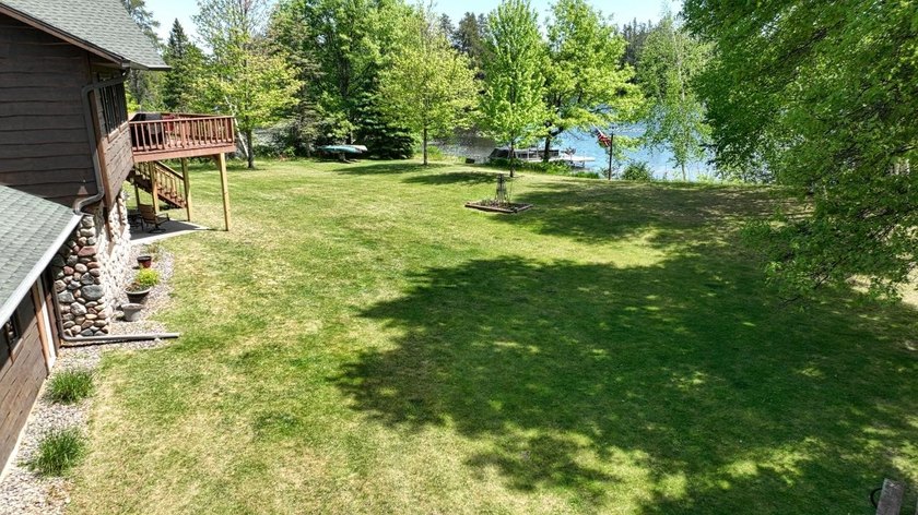 KILLARNEY LAKE PRIVACY. Gorgeous custom-built 3 bedroom, 2.5 - photo 32
