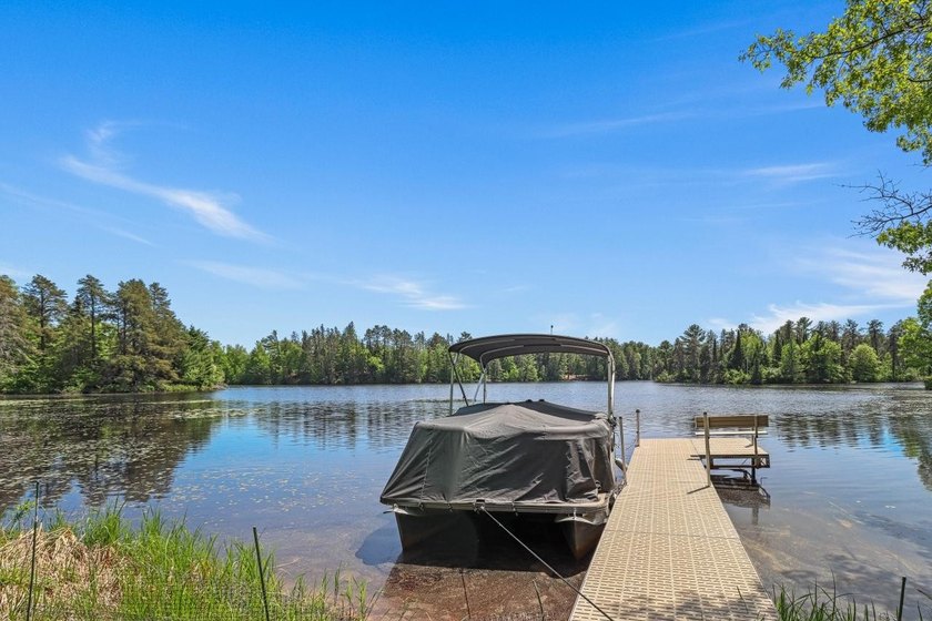 KILLARNEY LAKE PRIVACY. Gorgeous custom-built 3 bedroom, 2.5 - photo 34