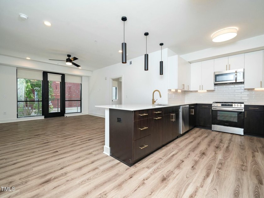 Nice Condominium unit In great location in Down Town Raleigh - photo 5