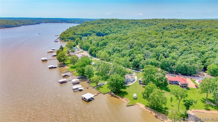 This is your chance to own your dream home (5 bedrooms and 2 - photo 46