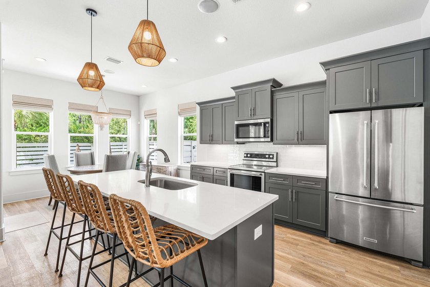 Located in the gated Villas of Frangista community within the - photo 20