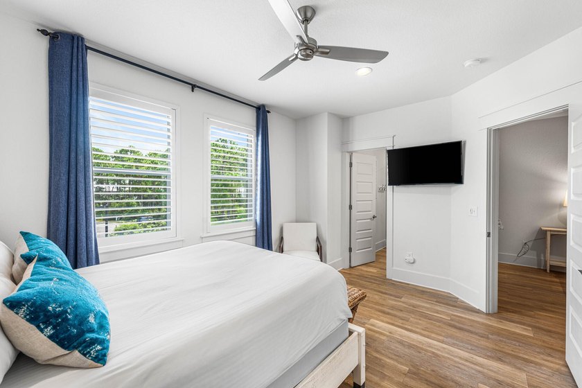 Located in the gated Villas of Frangista community within the - photo 44