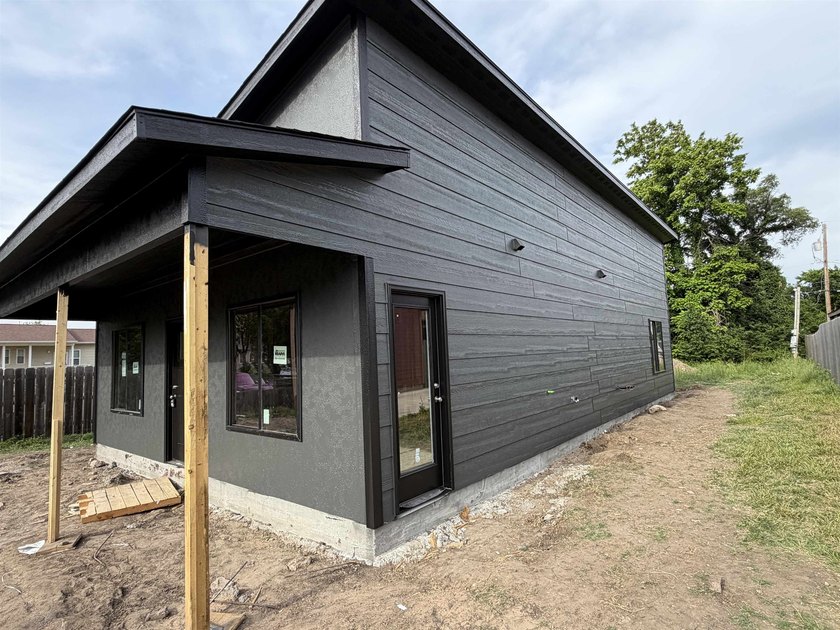 Drive/porch will be poured before you move in!!!Welcome home to - photo 2