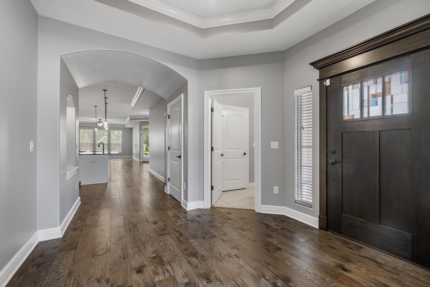Experience effortless living in this beautifully maintained - photo 3