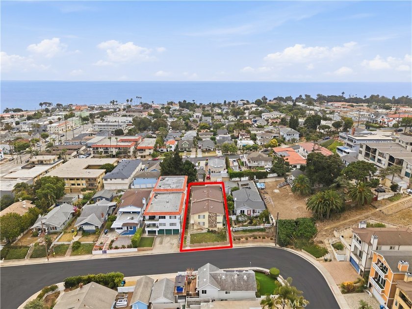 First time on the market in over 50 years! Nestled in the highly - photo 11