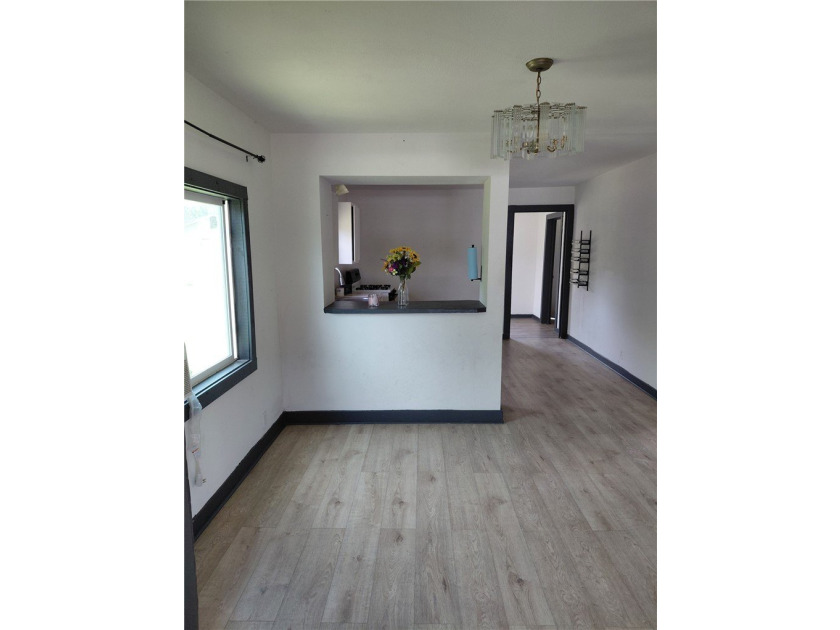 Make this warm, cozy, two bedroom, one-bath, with a study/den - photo 4