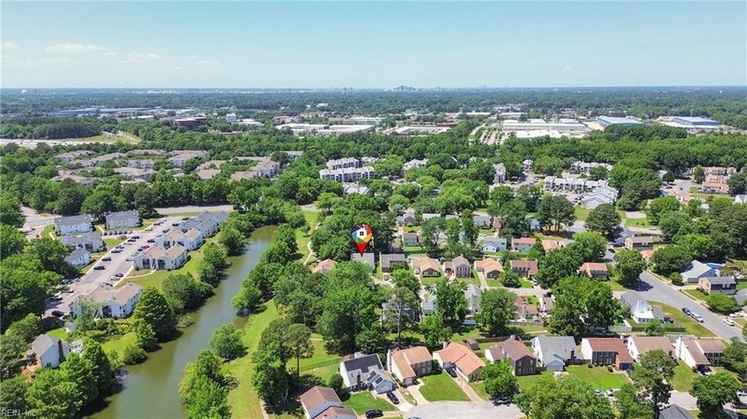 Exceptional opportunity in sought-after Logans Mill in the heart - photo 41