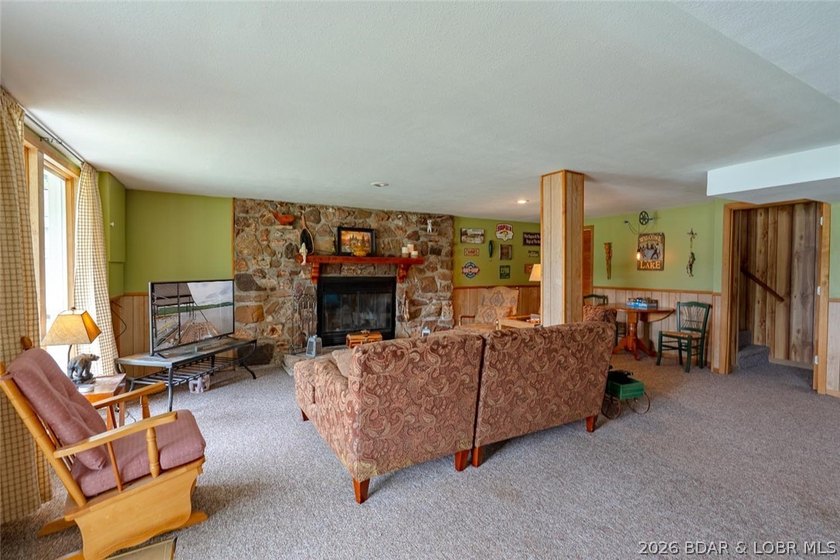 Experience the ultimate Lake of the Ozarks lifestyle with this - photo 60