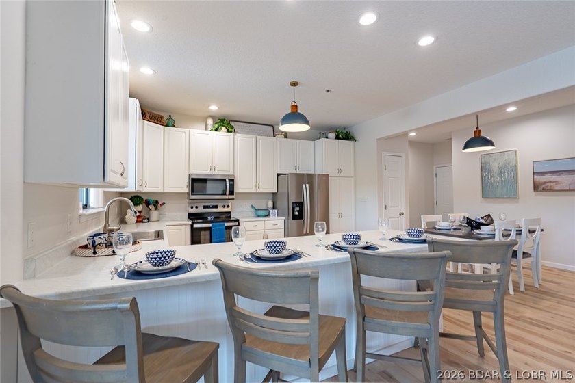 Beautifully updated top floor end unit at Lazy Days in Osage - photo 11