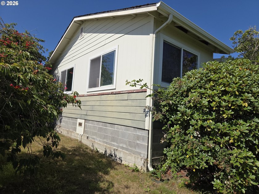 Prime 1.41-acre commercially zoned opportunity on the beautiful - photo 17
