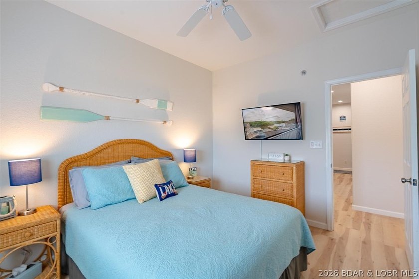 Beautifully updated top floor end unit at Lazy Days in Osage - photo 33