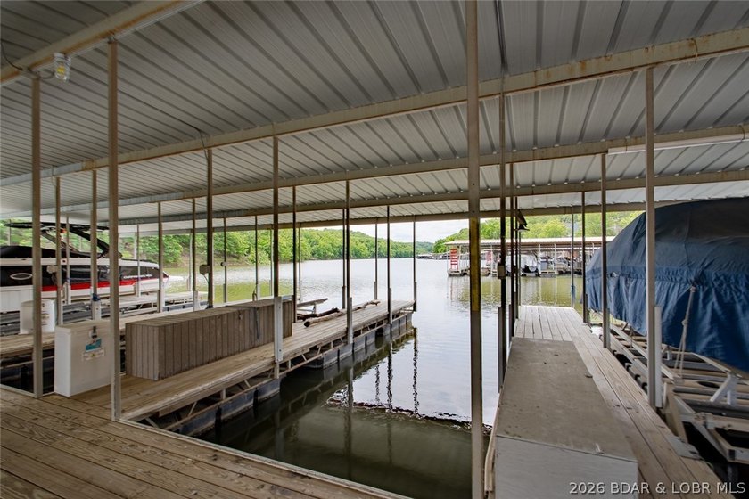Beautifully updated top floor end unit at Lazy Days in Osage - photo 41