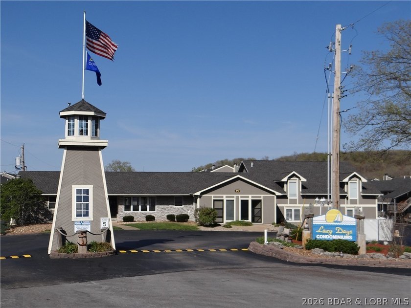 Beautifully updated top floor end unit at Lazy Days in Osage - photo 45